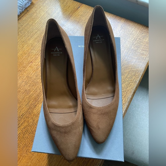 Aquatalia Phoebe Suede Heel - Picture 2 of 6